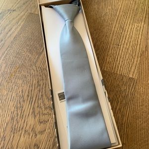 *New in box* Silver satin zipper adjustable tie